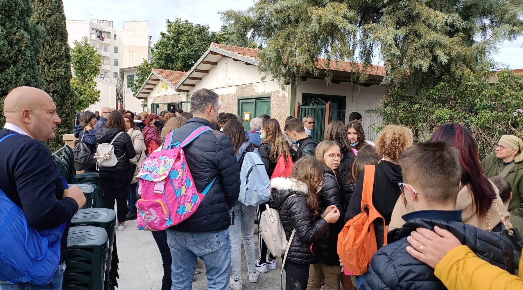 Fedeli in preghiera per Biagio Conte, 90 quelli provenienti da due parrocchie di Alcamo