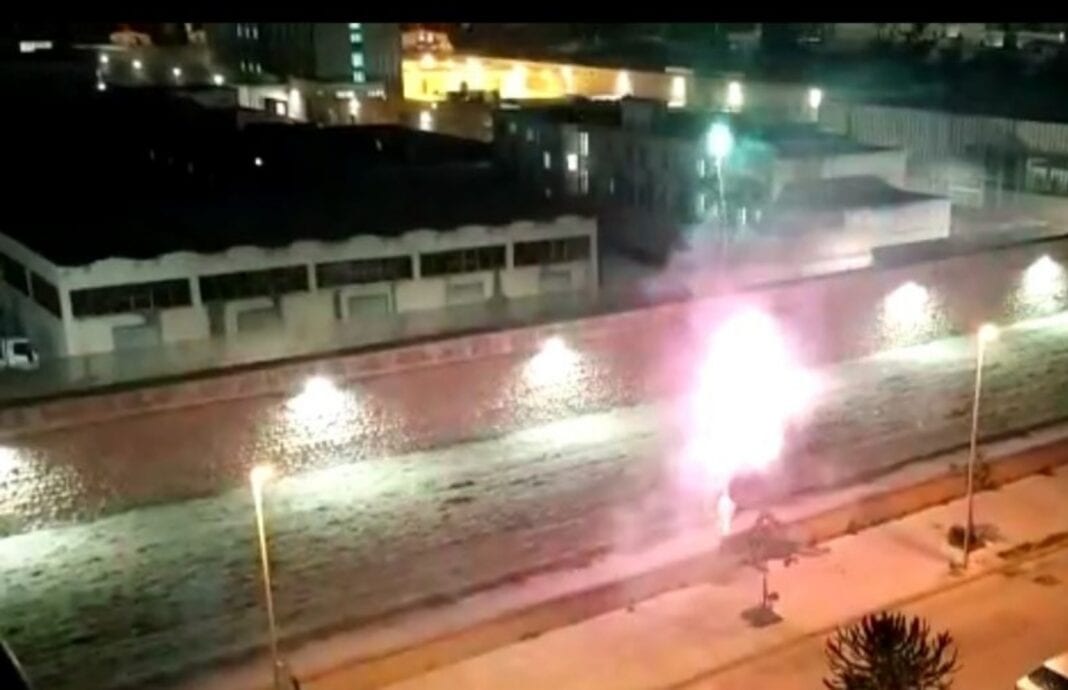 Fuochi d'artificio sparati vicino al carcere di Trapani. Urla dalle celle in segno di ringraziamento