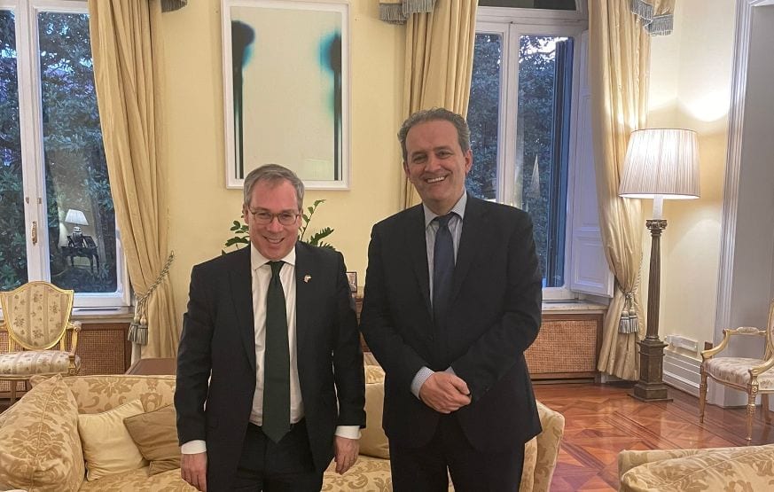 Il sindaco Grillo incontra l'ambasciatore inglese. La città di Marsala presente alla Bit di Milano
