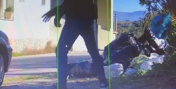 Rifiuti a Castellammare per gli ‘sporcaccioni’. 50 sanzioni per un totale di 15.000 euro