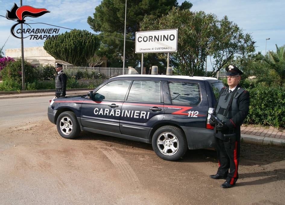 Fermati a Custonaci, a bordo di uno scooter rubato. Denunciati due giovani pacecoti
