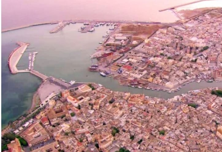 Il sindaco di Mazara del Vallo resta al suo posto. Non passa in consiglio la mozione di sfiducia