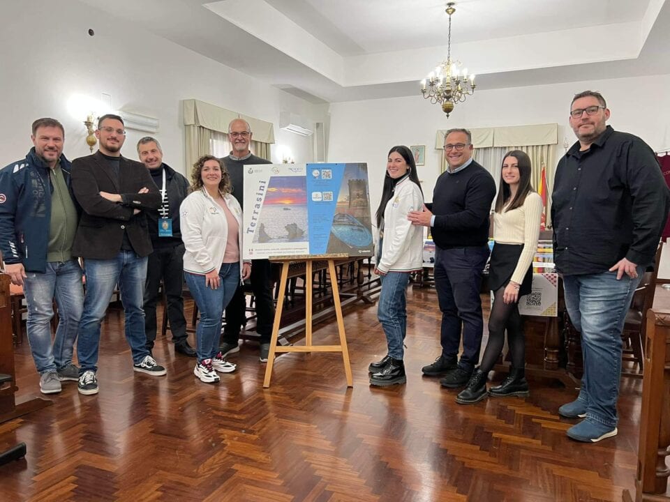 Presentata guida turistica a Terrasini, brochure con QR Code per le strutture alberghiere