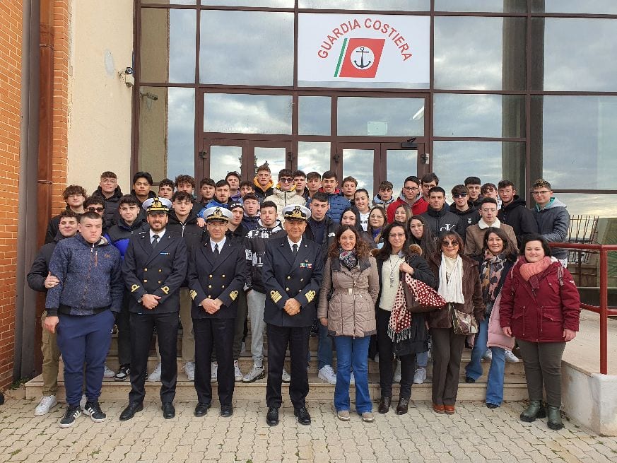 Alternanza scuola-lavoro, progetto della Guardia Costiera di Trapani e l'istituto "L. Da Vinci"