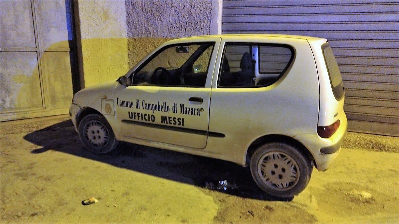 Messina Denaro, indagini sul dipendente comunale Bonafede. Controlli su una Fiat 600