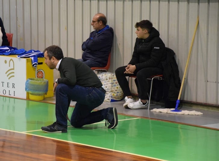 Calcio, Castellammare pari. In Promozione perde la capolista. Pallamano e basket, volano le alcamesi
