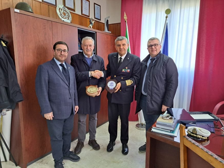 Società di Mutuo Soccorso di Trapani alla Capitaneria di Porto, invito ufficiale alle "Scinnute"