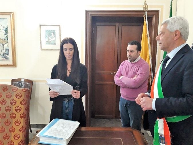 Alexsandra Fiaschini è nuovo assessore del comune di Capaci. Deleghe da redistribuire