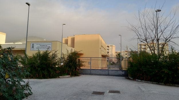 Furto al "Nino Via" di Trapani, rubati decespugliatori e rubinetteria. Indaga la polizia