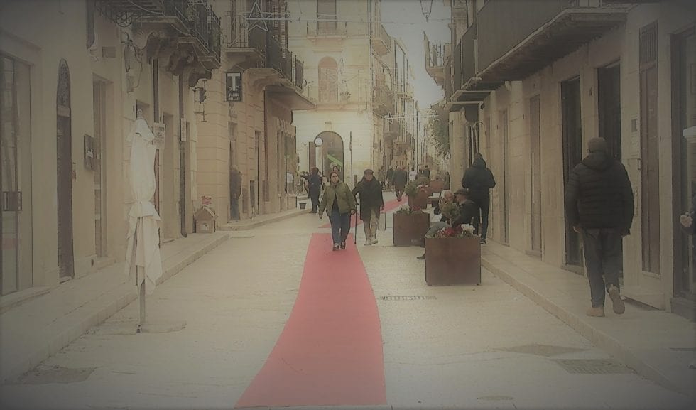 Corso stretto ad Alcamo, la grande fuga dei negozi