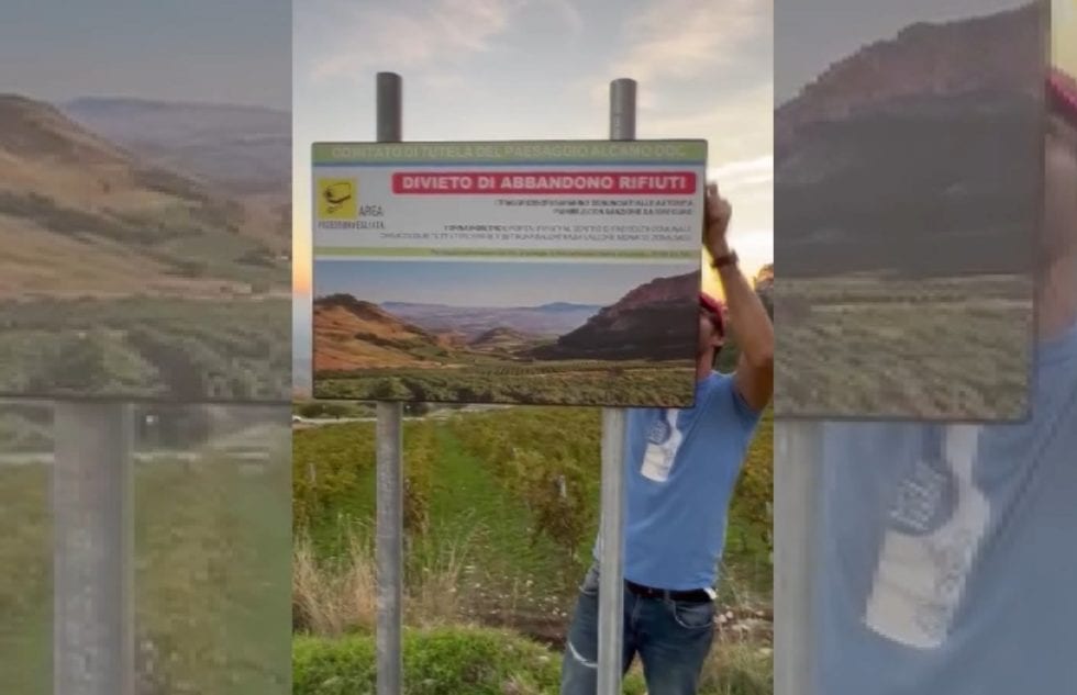 Monte Bonifato, a San Nicola tornano i rifiuti. Hotel 'Funtanazza' abbandonato