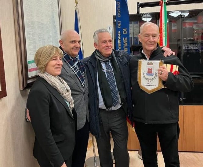 Era giunto 30 anni fa a Castellammare a bordo dell'Avon River, esploratore americano in visita al comune