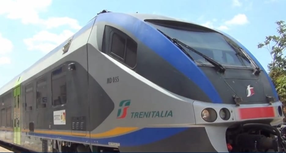 Nuovi treni ‘datati’ nel trapanese, sostituiscono automotrici degli anni ‘70