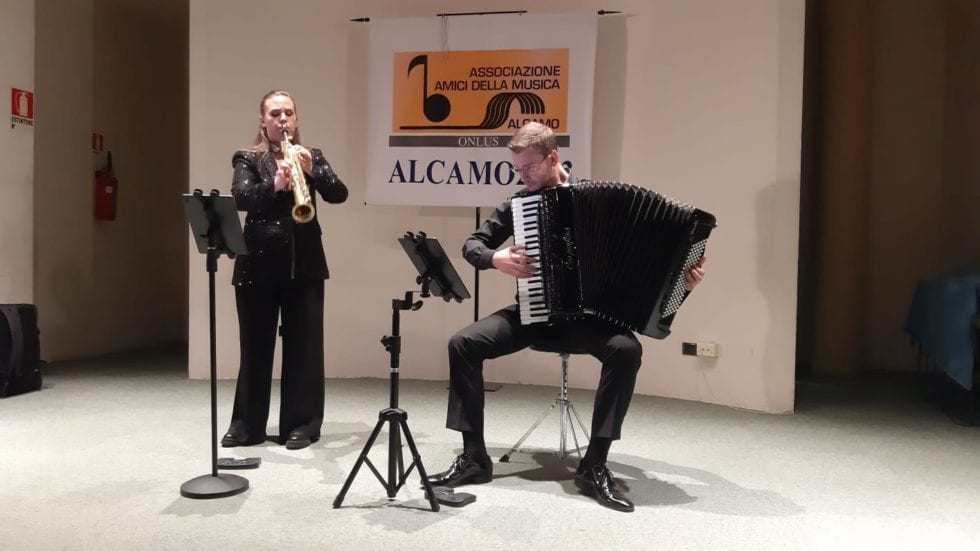 Applausi ad Alcamo per il concerto del Monsis Duo