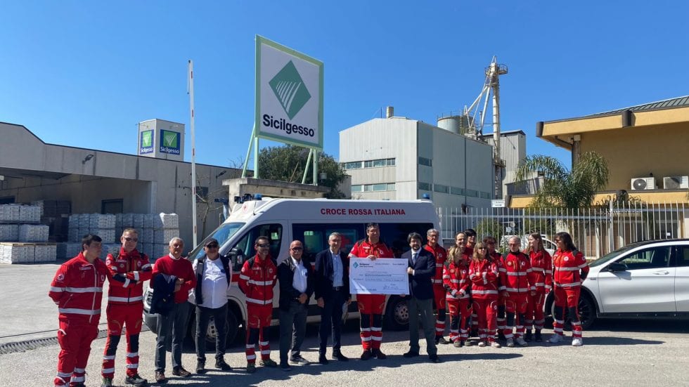 Nuova idro-ambulanza per la CRI di Alcamo, Sicilgesso finanzia progetto (VIDEO)