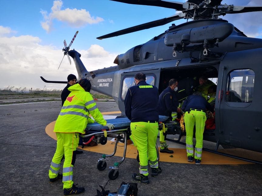 Colpita da infarto e trasportata da Lipari a Messina, soccorso dell'82° CSAR di Trapani