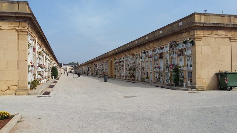 Cimitero di Mazara, pubblicato elenco estumulazione reparto 27. Concessione scaduta