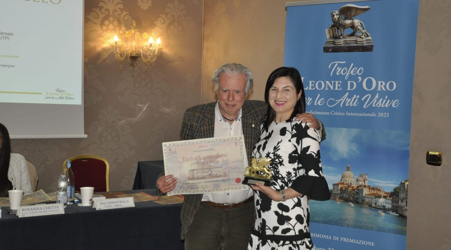 Trofeo 'Leone d’oro - arti visive', premiata Annamaria Tumbarello. É alcamese d'adozione