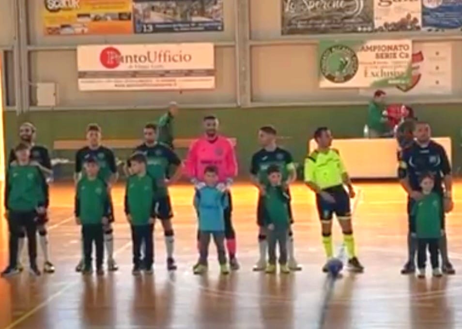 Pallamano, TH chiude seconda. Calcio a 5, play-off interno per la Bonifato