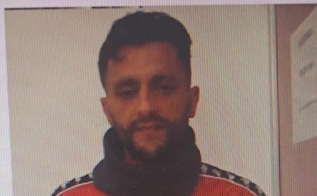 Fugge dal Tribunale di Trapani, ricercato detenuto. Zona circondata dalle forze dell'ordine