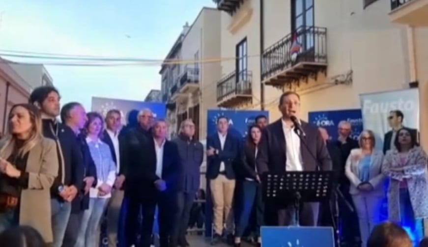 'E' ora' con Fausto sindaco. Presentati assessori e candidati al consiglio comunale di Castellammare (INTERVISTA)