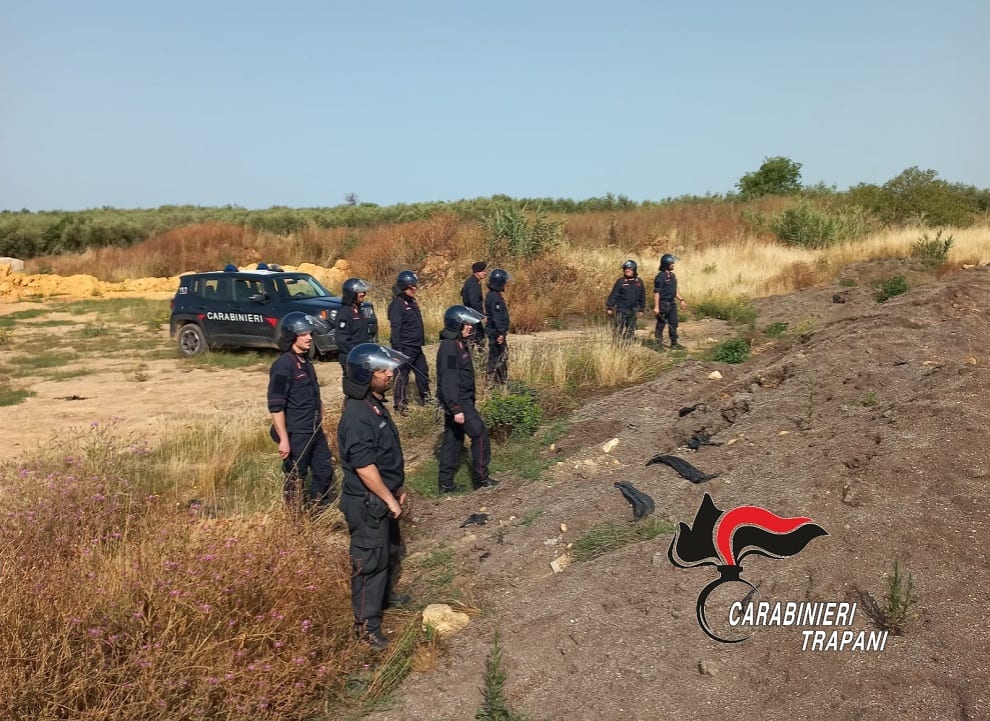 Avviato lo sgombero da insediamento abusivo dell'ex cementificio di Campobello di Mazara