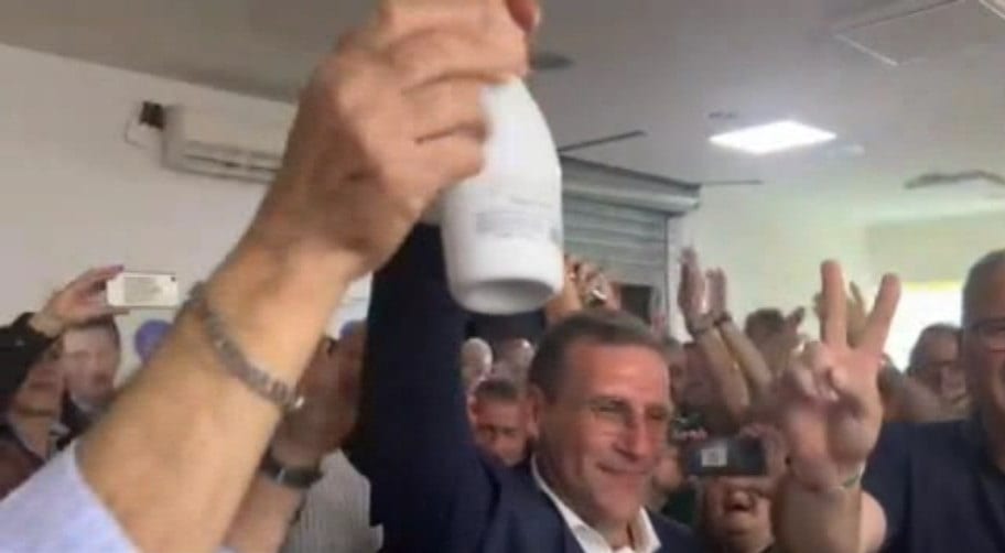 Fausto sindaco con il 34,82%, secondo Rizzo. Voto disgiunto verso Navarra