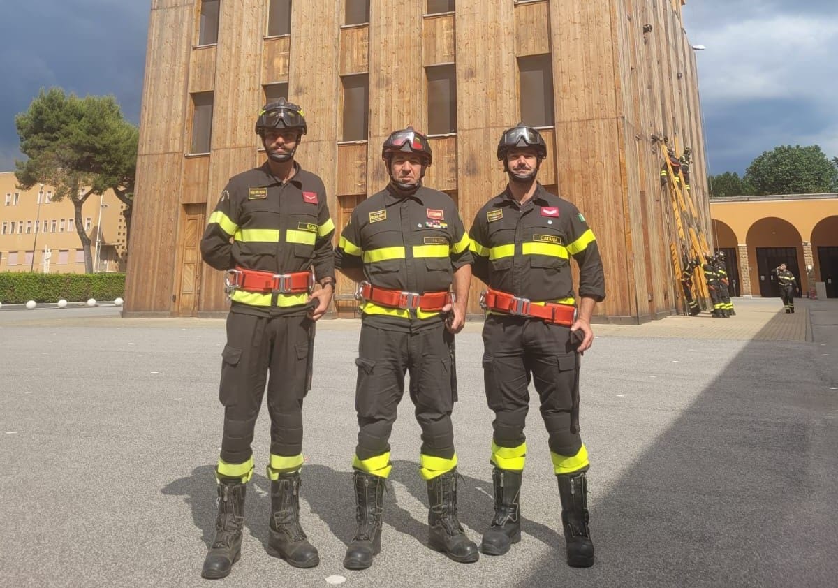 Parata a Roma per la 'Festa della Repubblica', tre alcamesi fra i 75 vigili del fuoco che sfileranno