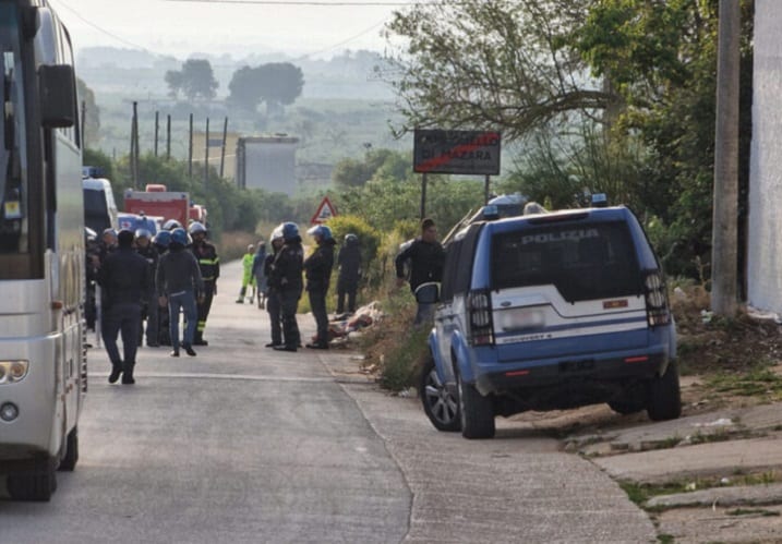 Gambiano arrestato a Castelvetrano nel campo 'Ex cementificio, era in possesso di hashish