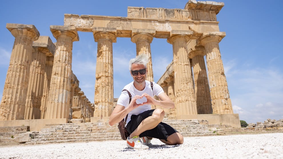 Templi sempre più gettonati a Selinunte. In bici anche Schettini, il ‘prof influencer’ di #lafisicachecipiace (INTERVISTA)