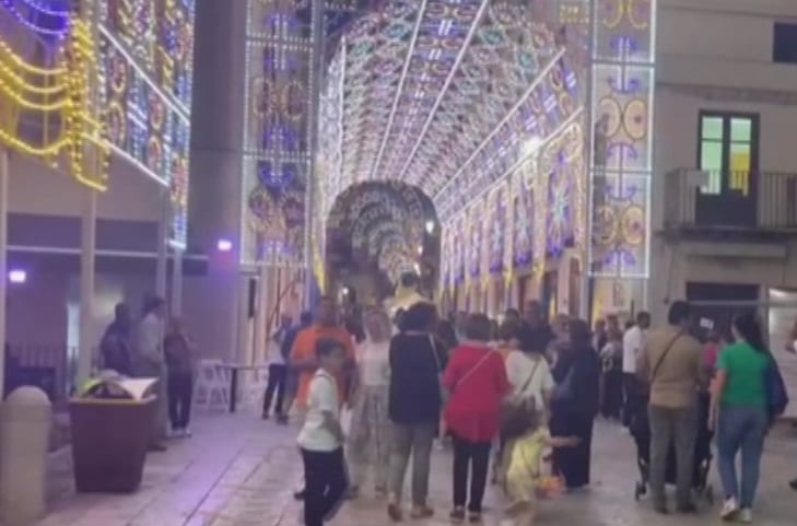 Festa della Madonna di Alcamo, penultimo giorno. Stasera i 'Neri per caso'