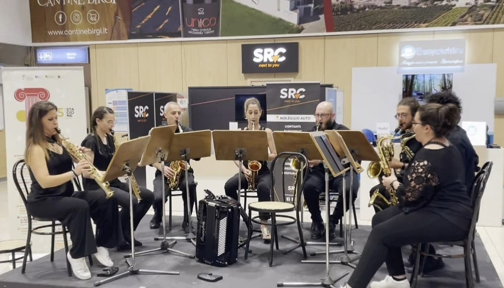 ‘Festa della Musica’, l’aeroporto di Birgi diventa palco. Una mattinata di concerto