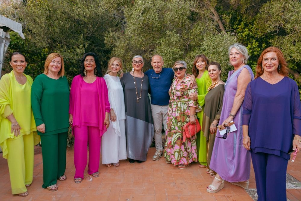 Dal reparto di oncologia alla passerella, sfilata di moda ai piedi della torre di Scopello
