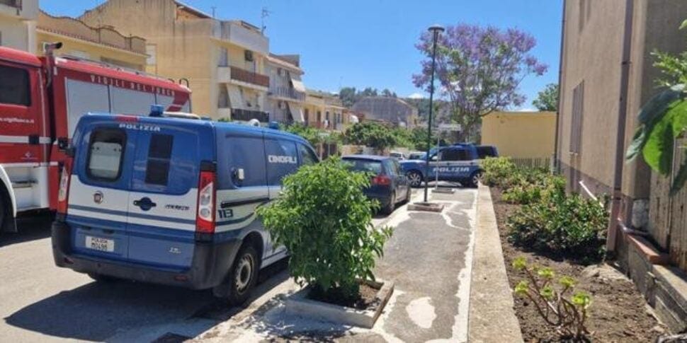 Salemi, si barrica in casa e minaccia di sparare. Dopo qualche ora la resa