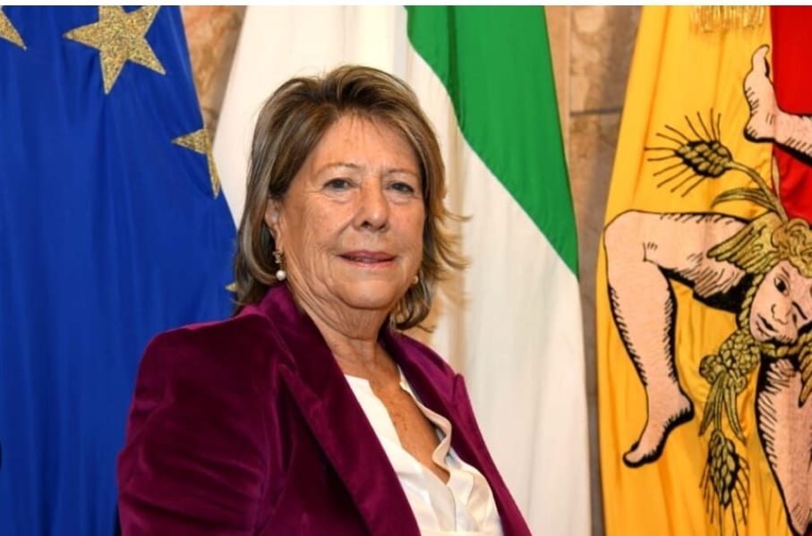 Siciliani all’estero, l’assessore Albano presenta innovativo disegno di legge