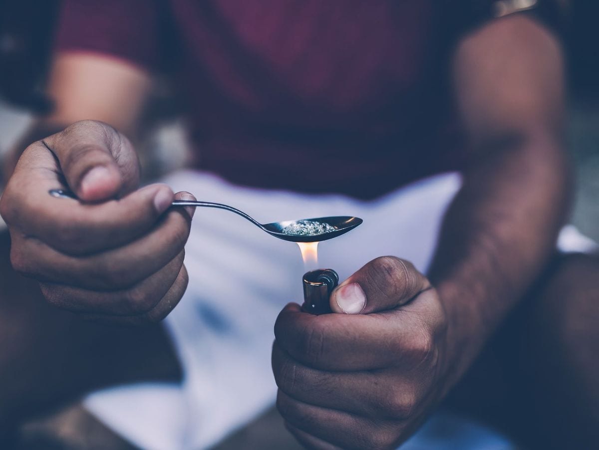 ‘Crack’, ad Alcamo una decina di casi in un mese. Costa poco e porta alla schizofrenia