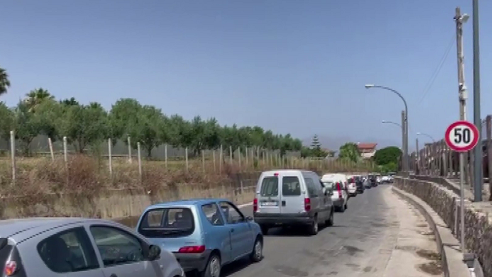 Lavori sulla SP55 per Alcamo Marina, code chilometriche. Chi ha deciso di intervenire a luglio?