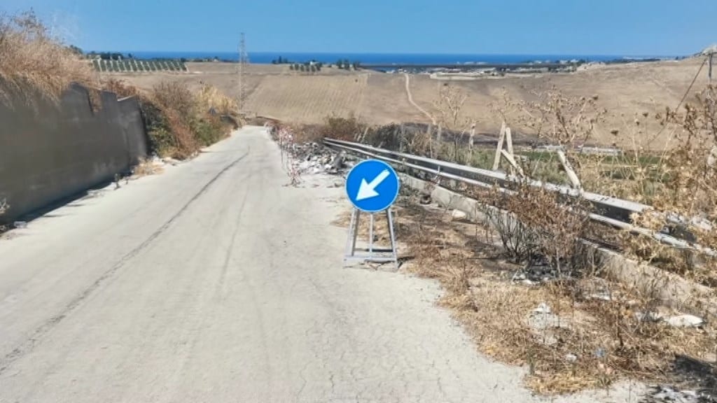 Resta aperta strada interprovinciale Alcamo-Balestrate. Libero Consorzio ‘smentisce’ VVF