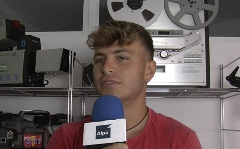 Ha rischiato la vita per salvare incauti bagnanti. Tanta paura ma già in servizio (INTERVISTA)