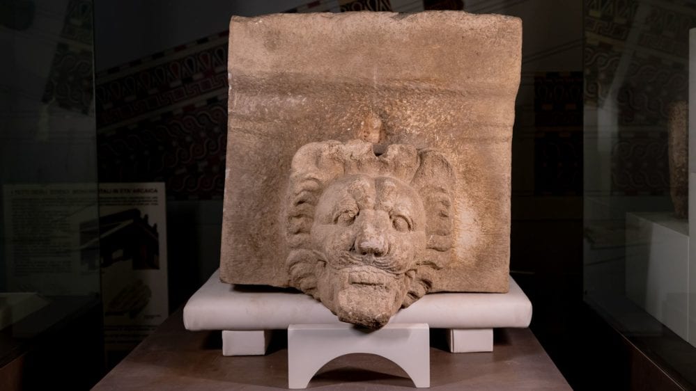 Ritrovata antica sima con testa di leone. Selinunte dona ancora scoperte (VIDEO)