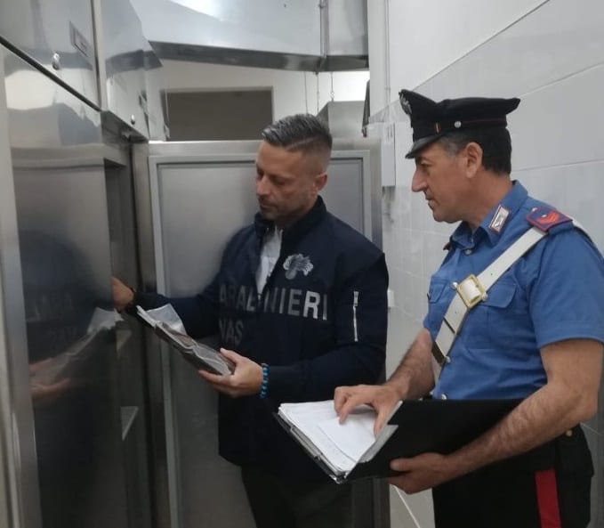 Bliz dei Nas A Pantelleria, sanzioni e sequestri di prodotti alimentari