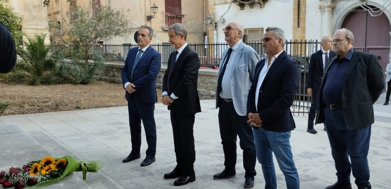 Ministro Musumeci a Marsala per presentare libro sulla Seconda Guerra Mondiale