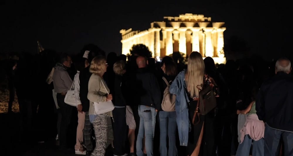 Al Parco archeologico di Selinunte quasi 600 per la notte di osservazioni al telescopio