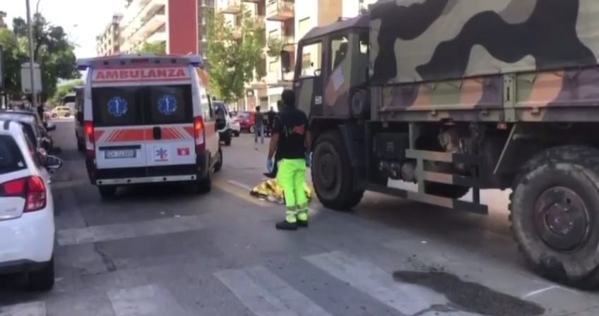 Donna travolta e uccisa a Palermo da camion dell'esercito. La vittima è Maria Bignardelli (Video)