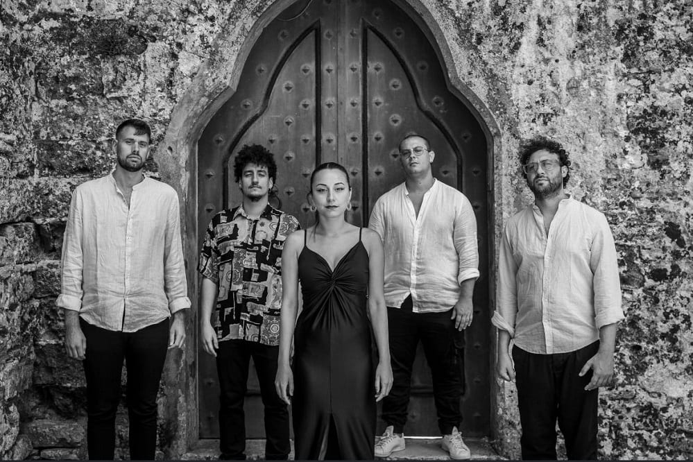 La band gli Elimi continua a mietere successi, anche un disco con Emme Record Label di Enrico Moccia