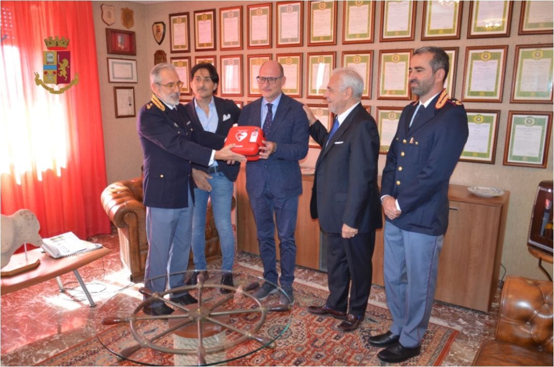 Pattuglie in servizio a Trapani hanno nuovo defibrillatore portatile, l'accordo con ASP Trapani